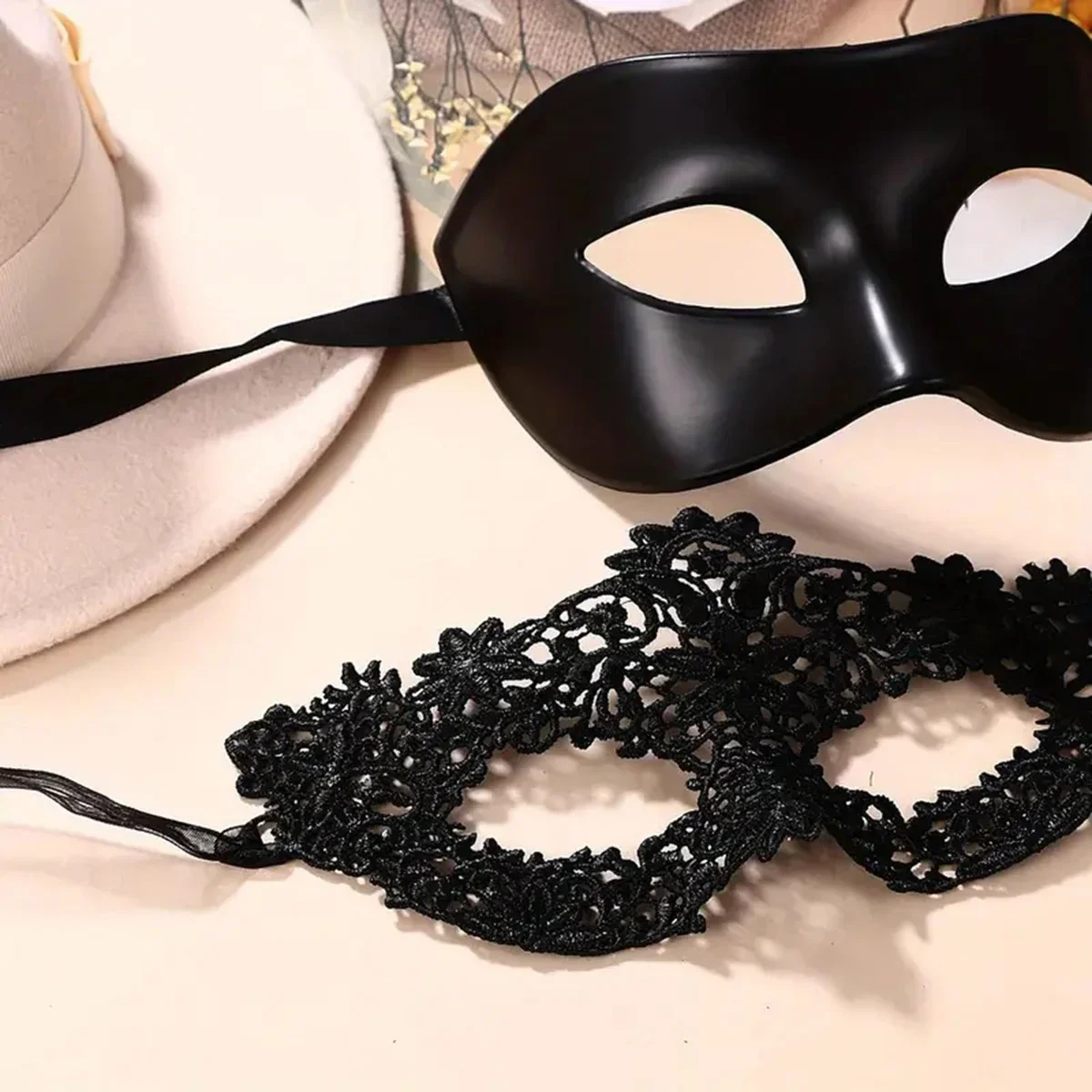 2pcs Elegant Black Lace Masque - مراجعة Black Face Mask Pack وسعره