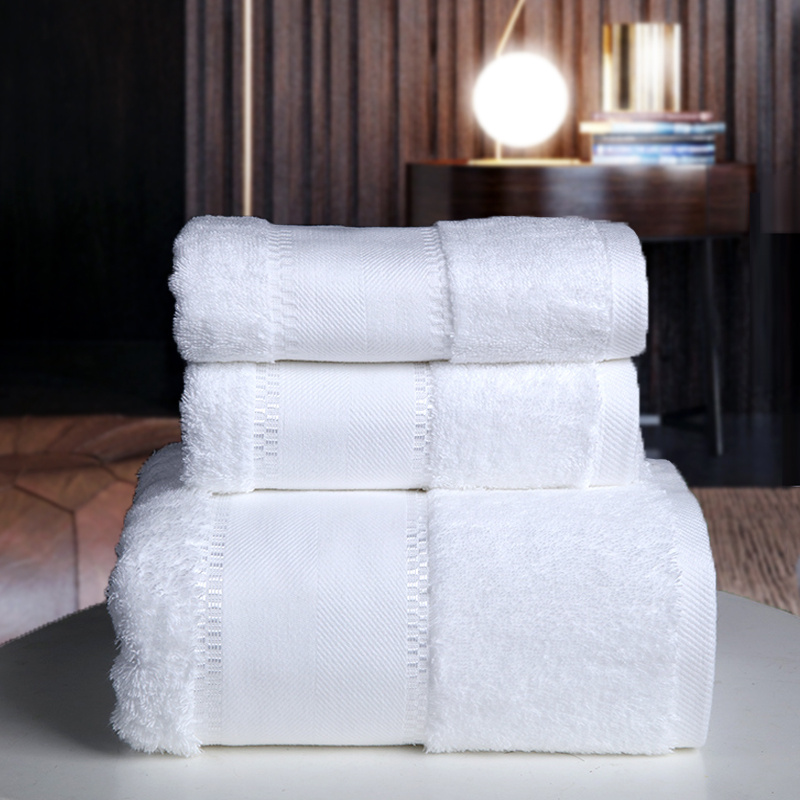 Elegant bath towels Beach Towe - مراجعة Cloth Face Mask Washable وسعره